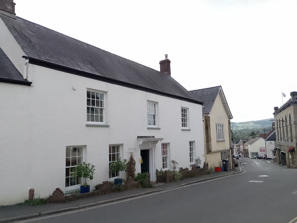 front_house